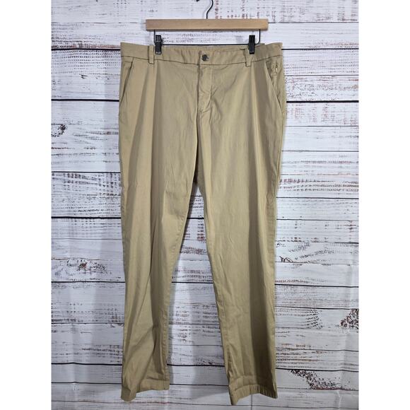 Lululemon Men's 36 Khaki Chino Pants Cotton Blend Zip Pocket Casual Work Travel - Picture 1 of 6